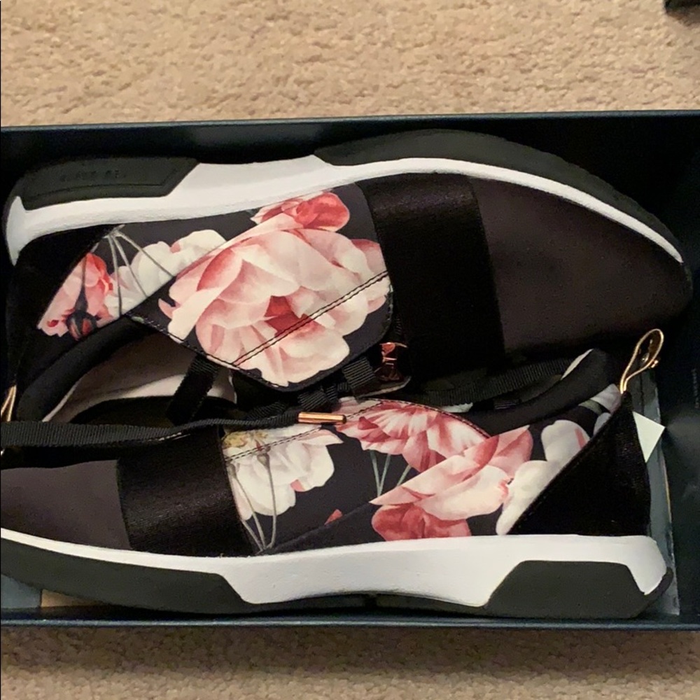 Ted baker sneakers no box